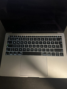 MacBook Air 13.3" 2019 (2 foto / 7)