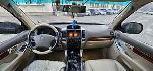 TOYOTA LAND CRUISER 120 (7 foto / 7)