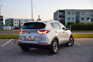 Kia sportage 1.7 d (5 foto / 14)