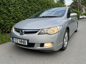 Honda Civic (1 foto / 14)