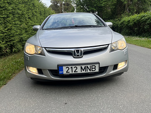 Honda Civic (2 foto / 14)