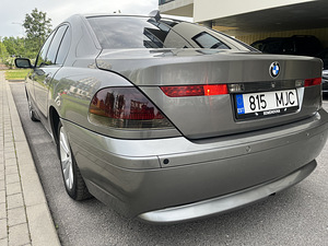 BMW 730d (3 foto / 11)