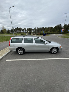 Volvo v70 (7 фото из 11)
