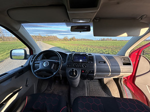 Volkswagen Transporter 2.5 R5 TDI 96kW (8 foto / 9)