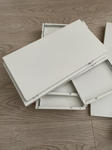 BOAXEL Reguleeritav metallriiul 20-30 cm (40cm) (2 foto / 3)