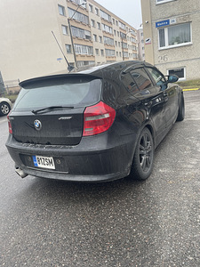 BMW 1 series (2 foto / 6)