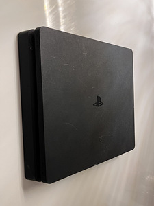 Sony PlayStation 4 Slim 1TB (PS4 Slim) + консоль и кабель (3 фото из 3)