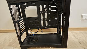 ARVUTIKORPUS SILENTIUMPC AQUARIUS X70T – high airflow (8 foto / 10)