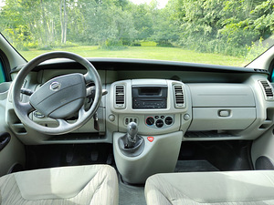 NISSAN PRIMASTAR 2.0 84kw (7 foto / 11)