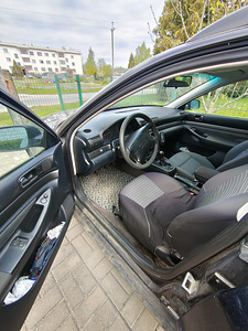 Audi A4 1.8 92kw (5 foto / 7)