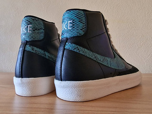 Nike Blazer Mid (4 фото из 8)