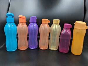 Tupperware pudelid erinevad suurused! (4 foto / 5)