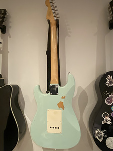 Elektrikitarr elktrikitarr squier stratocaster (2 foto / 2)