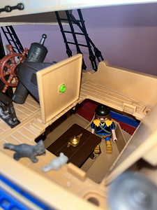 PIRAADI LAEV - mänguasi lastele / Pirate ship for children (8 foto / 8)