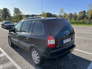 Opel zafira 2.2 92kw (5 foto / 7)