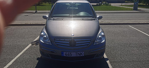 Мерседес Бенц Б 180CDI (1 фото из 6)