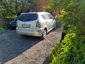 Toyota Corolla Verso (3 foto / 3)
