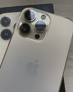 iPhone XR iPhone 13 Pro ümbrises (2 foto / 9)
