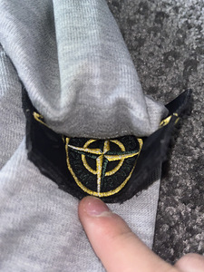 Stone island (2 фото из 2)