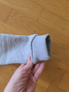 Спортивный костюм (2 фото из 5)