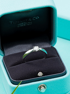 Tiffany & Co Engagement Harmony Round Brilliant Ring 64384 (2 foto / 2)