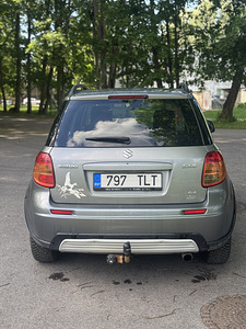 SUZUKI (3 foto / 3)