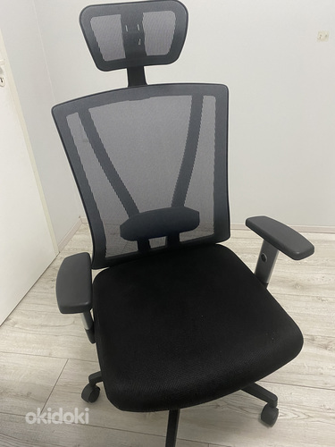 Продаю кресло компьютерное (фото #1)