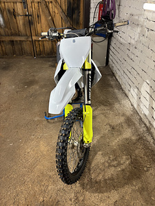 Husqvarna fc 350 (4 foto / 8)