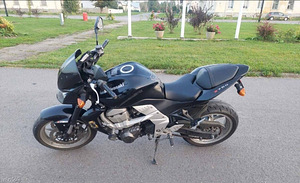 Kawasaki z750 (1 foto / 3)
