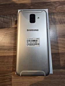 Samsung A6 (2 фото из 2)