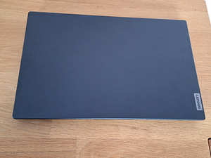 Lenovo V14-ITL (2 foto / 2)