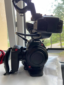 C100 mkii Kaamera (1 foto / 10)