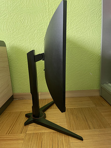 Монитор AOC 24“,144hz,1920x1080 (3 фото из 4)