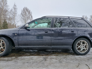 Audi a4 b5 2.8 142kw quattro (6 foto / 6)