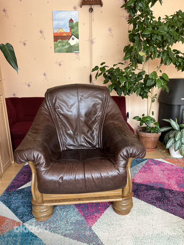 Дубовый кожаный диван (фото #3)