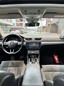 Škoda Superb Style 2018 (8 foto / 15)