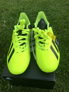 Laste muru jalgpallijalatsid Adidas (3 foto / 4)