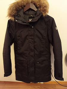 Prodajetsa parka Helly Hansen xs (5 foto / 5)