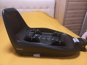 Люлька maxi-cosi cabriofix и основа isofix (4 фото из 8)