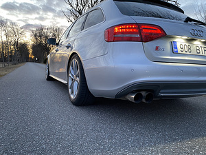 Audi S4 B8 3.0TFSI (4 foto / 10)