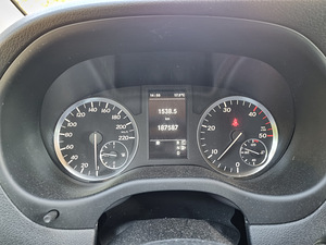 Mercedes-Benz Vito Extra Long 2.1 120kW (6 foto / 8)