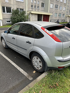 Ford Focus 1,6 74kw (5 foto / 6)