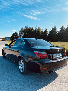 BMW 520i (5 фото из 9)