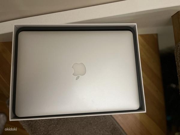 MacBook Air 13 / 2017 ПОЧТИ КАК НОВЫЙ, ОЧЕНЬ МАЛО Б/У (фото #2)
