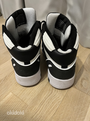Adidas кроссовки, как новые, 42р (фото #2)
