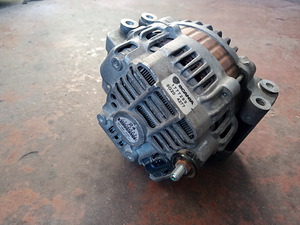 Scania Generaator 1777299 (3 foto / 3)