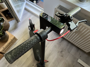 Xiaomi Mi Scooter M365 Pro (1st gen) (3 foto / 10)