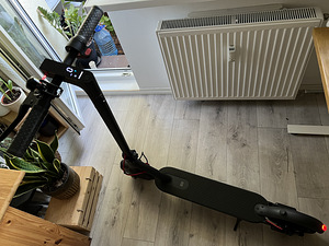 Xiaomi Mi Scooter M365 Pro (1st gen) (8 foto / 10)