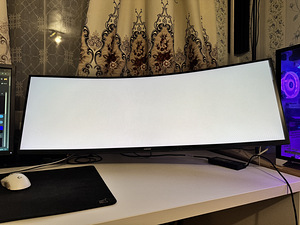 Samsung 43.4" C43J890 120Hz VA 3840x1200 3000:1 5ms (3 foto / 10)