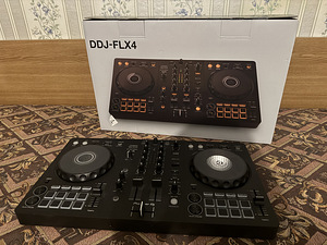 Pioneer DJ DDJ-FLX4 (1 foto / 2)